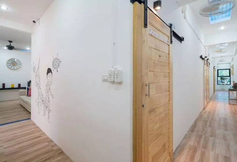 Hanuman Vip Hostel   Sha Plus