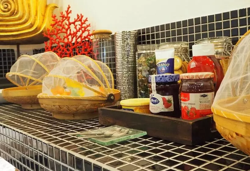 Hanuman Vip Hostel   Sha Plus