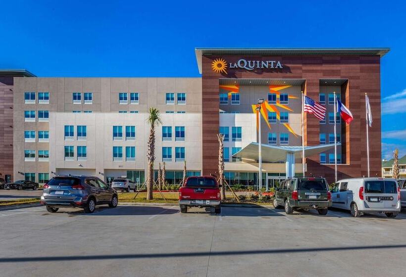 هتل La Quinta Inn & Suites By Wyndham Galveston West Seawall