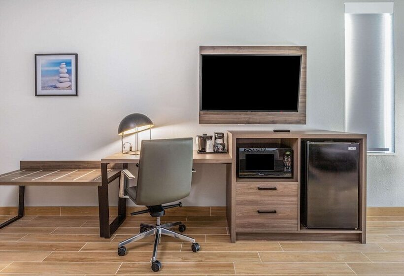 هتل La Quinta Inn & Suites By Wyndham Galveston West Seawall