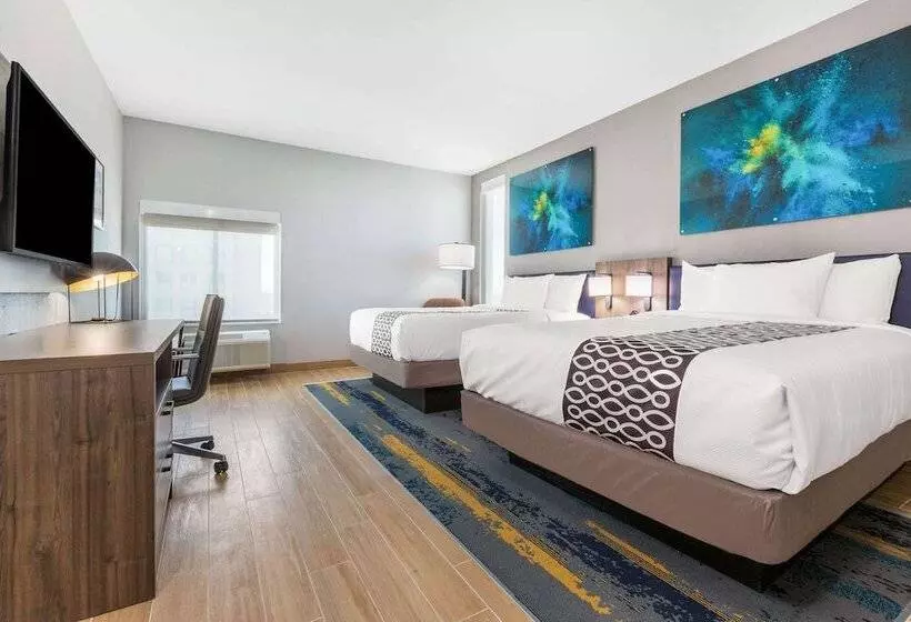 هتل La Quinta Inn & Suites By Wyndham Galveston West Seawall