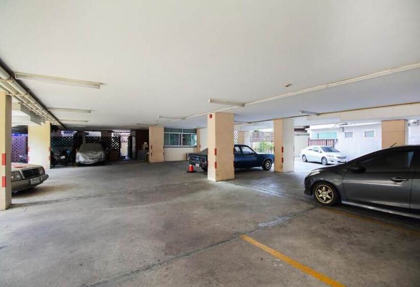 Mee Sook Hotel And Residence