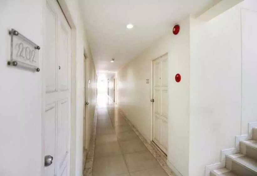 Mee Sook Hotel And Residence