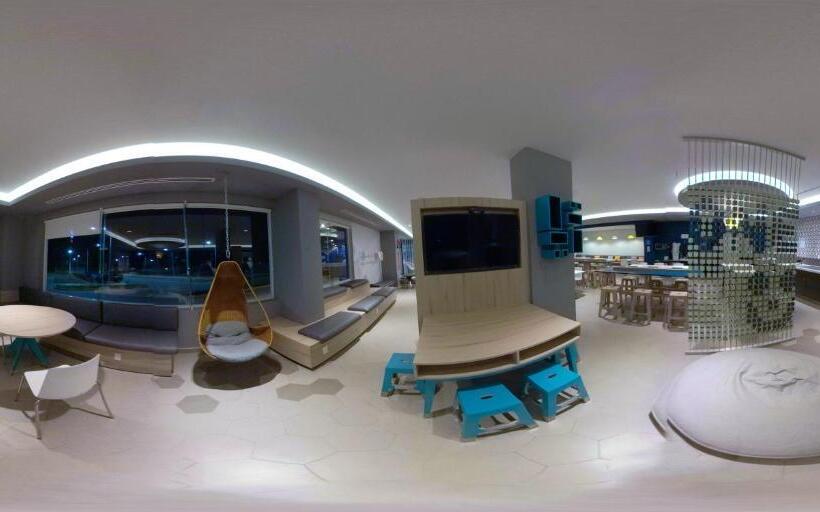 Отель One Tapachula