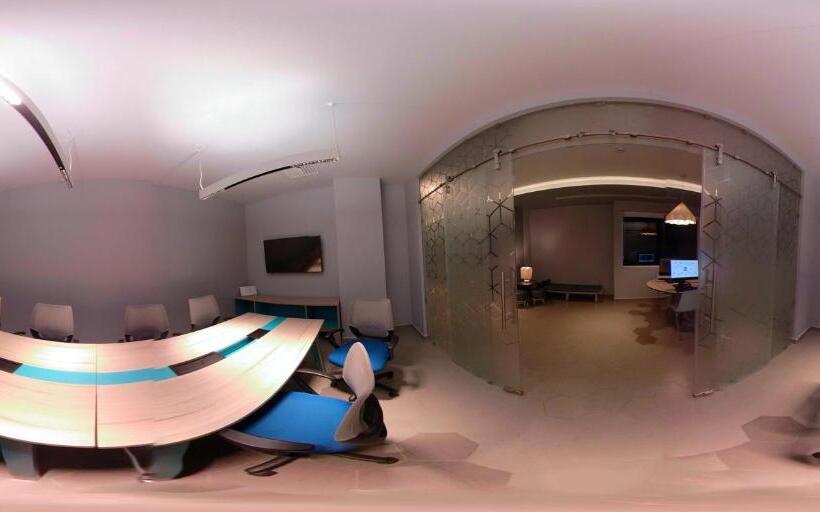 Отель One Tapachula