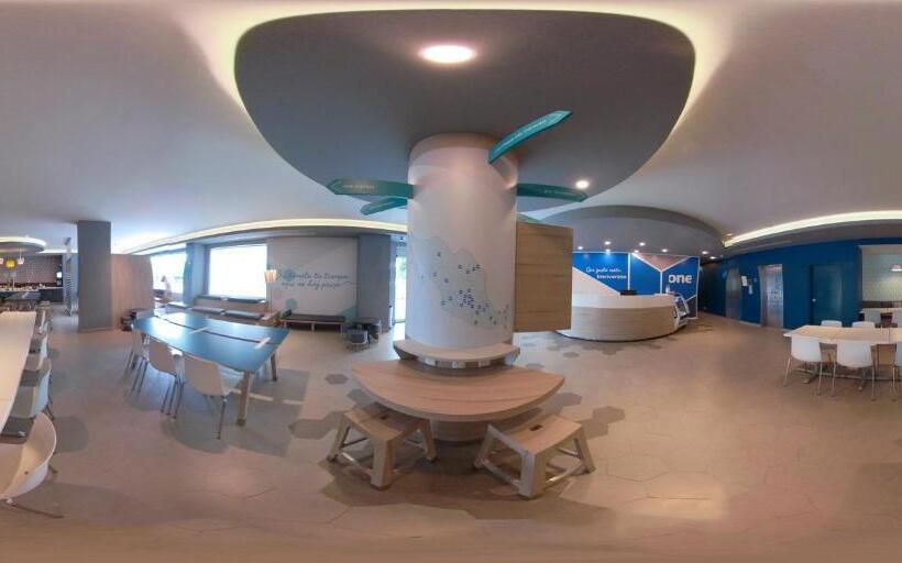 Отель One Tapachula