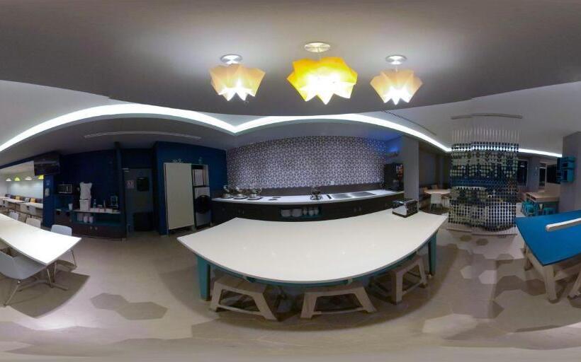 Отель One Tapachula