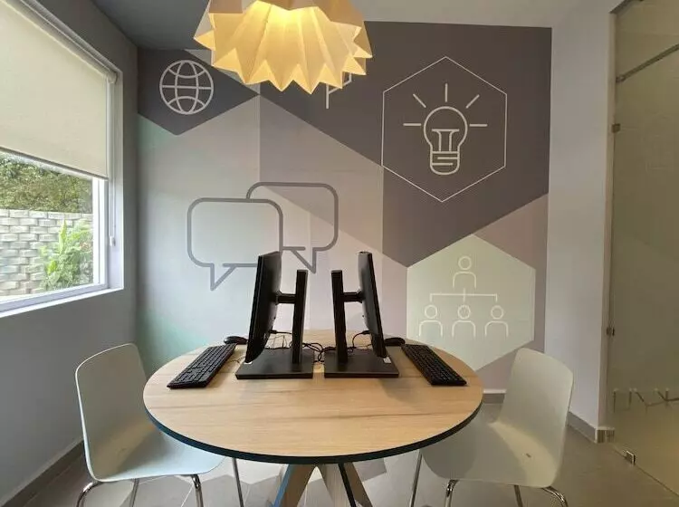 ホテル One Tapachula