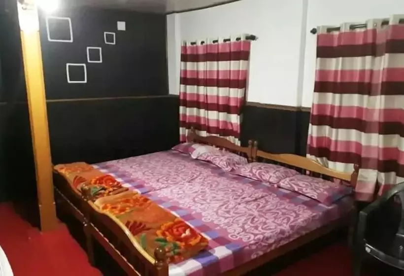 ホテル Pepy Raoji Homestay