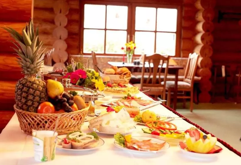 Hotelli Restaurant Baumhaus