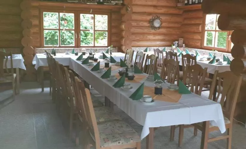 Hotelli Restaurant Baumhaus