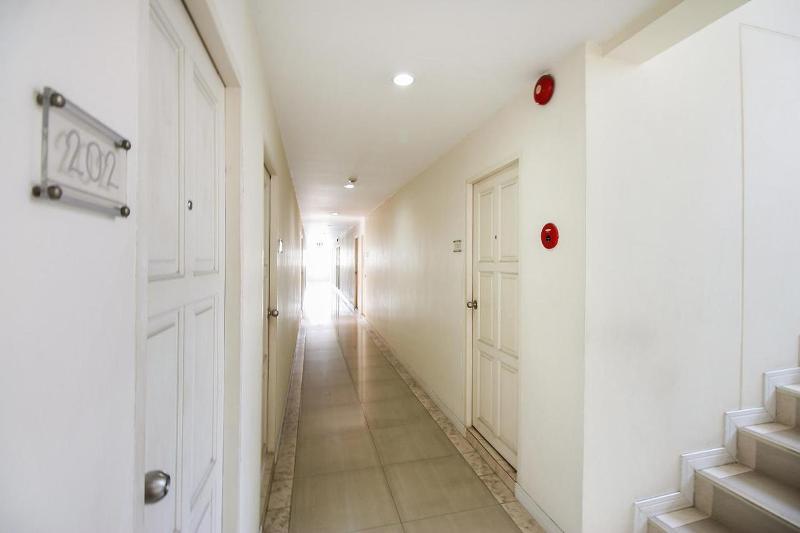 Mee Sook Hotel And Residence