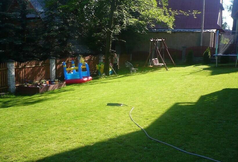 펜션 Smyrecek Centrum Bukowiny