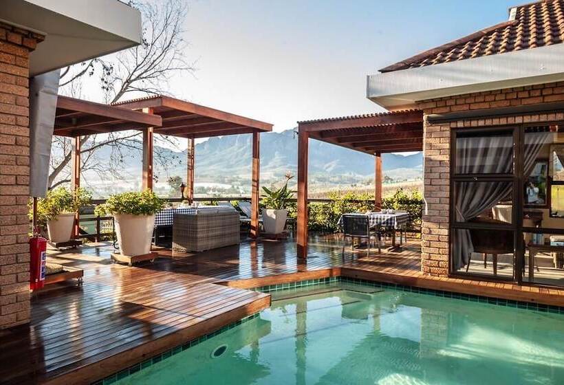 بنسيون Wellington Country House