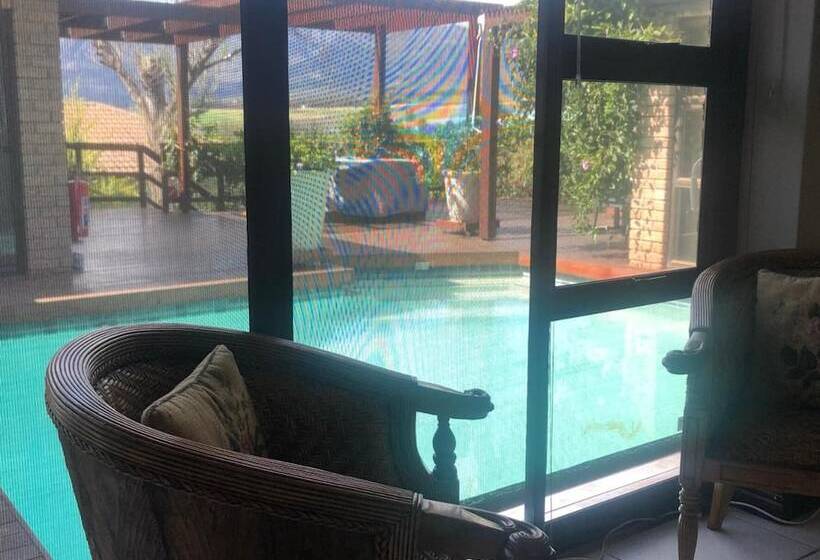 بنسيون Wellington Country House