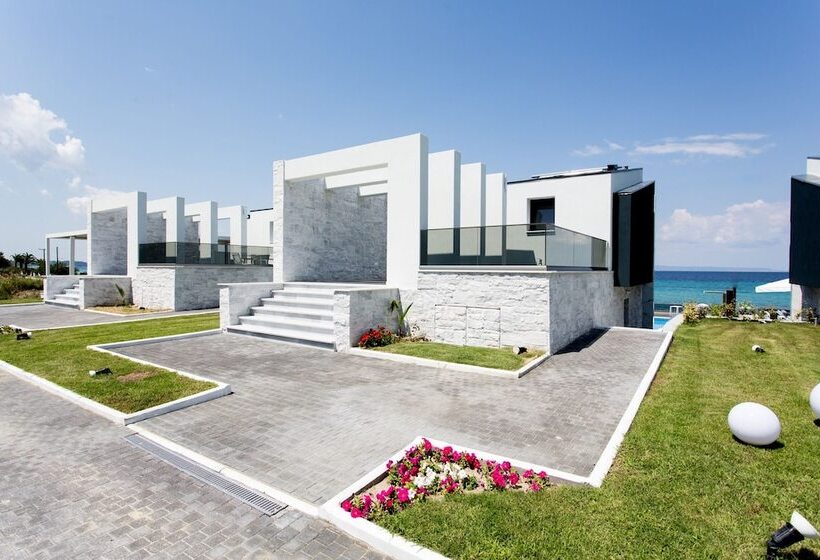 Resort Crystal Villas & Suites