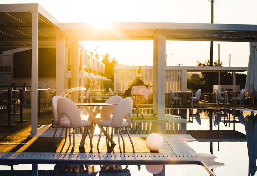 Resort Crystal Villas & Suites