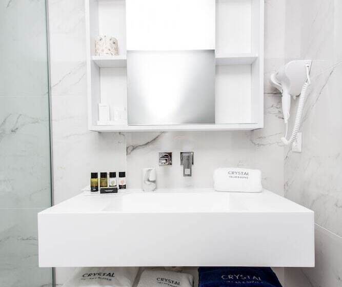 Resort Crystal Villas & Suites