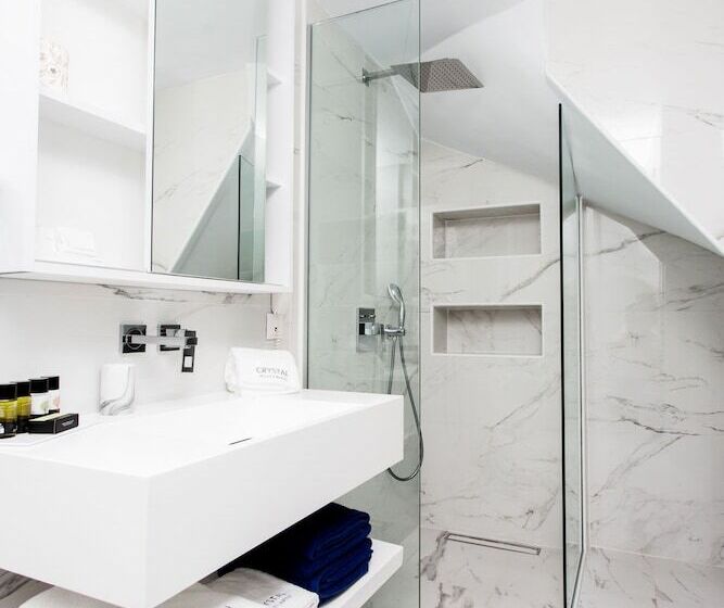 Resort Crystal Villas & Suites