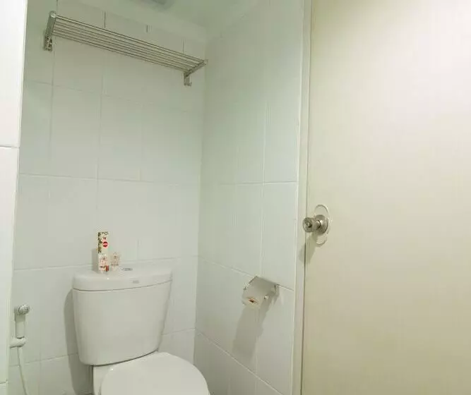ユースホステル Oyo Flagship 1260 Sentraland Karawang