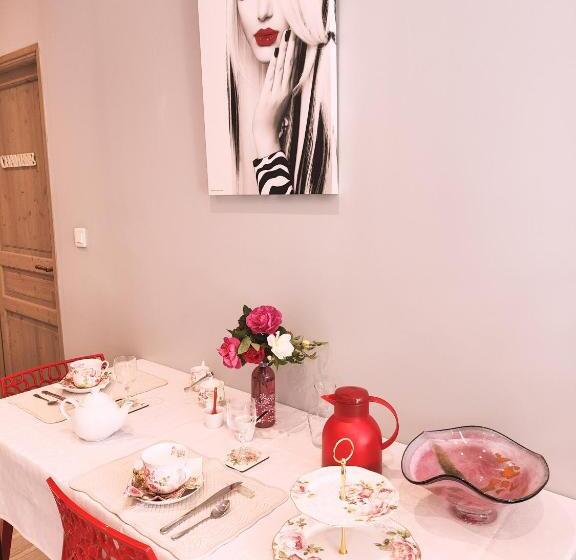 تختخواب و صبحانه La Saint Martinoise