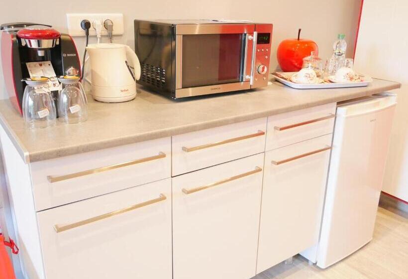 تختخواب و صبحانه La Saint Martinoise