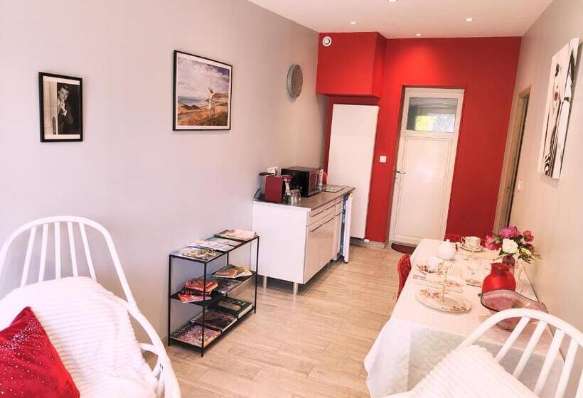 تختخواب و صبحانه La Saint Martinoise