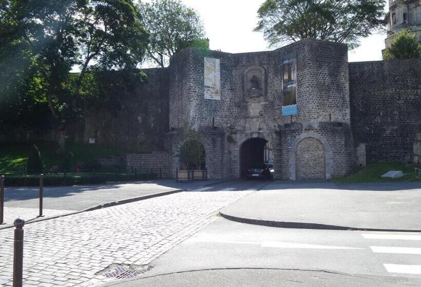 تختخواب و صبحانه La Saint Martinoise