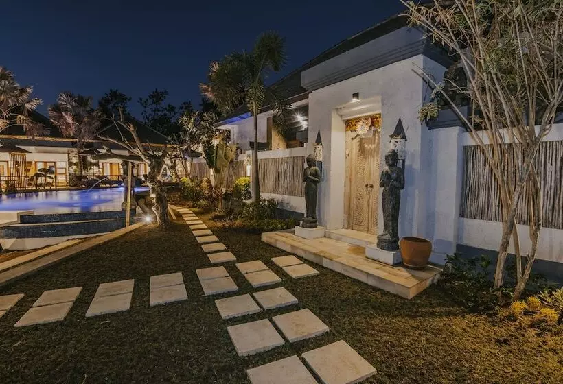 تختخواب و صبحانه Lgood Lembongan Island Villas