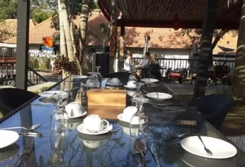 تختخواب و صبحانه Lgood Lembongan Island Villas