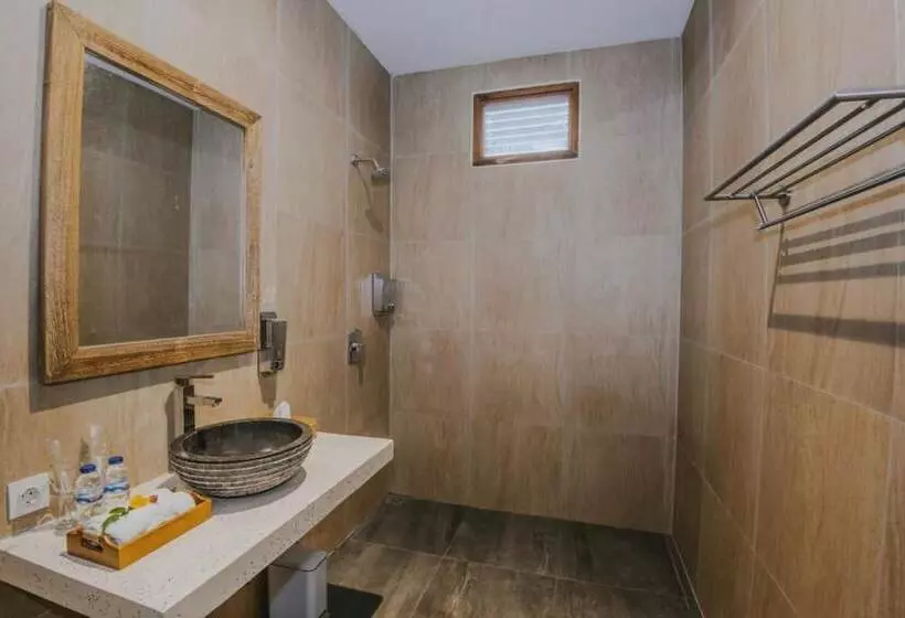 تختخواب و صبحانه Lgood Lembongan Island Villas