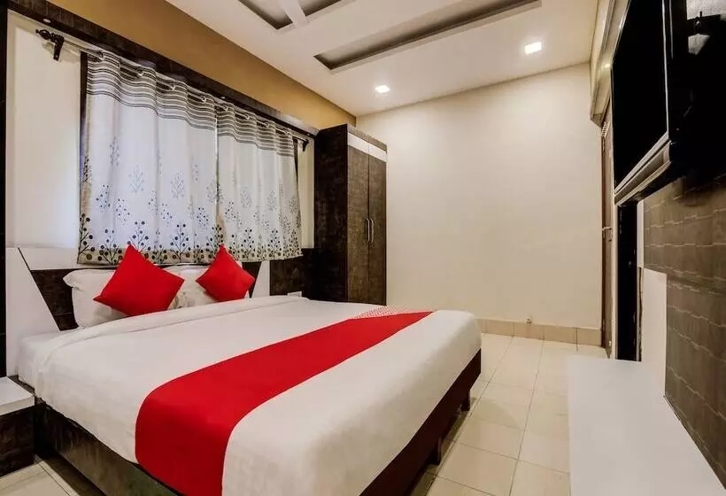 ホテル Grand Murud By Oyo Rooms