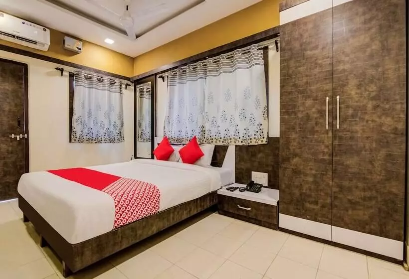 ホテル Grand Murud By Oyo Rooms
