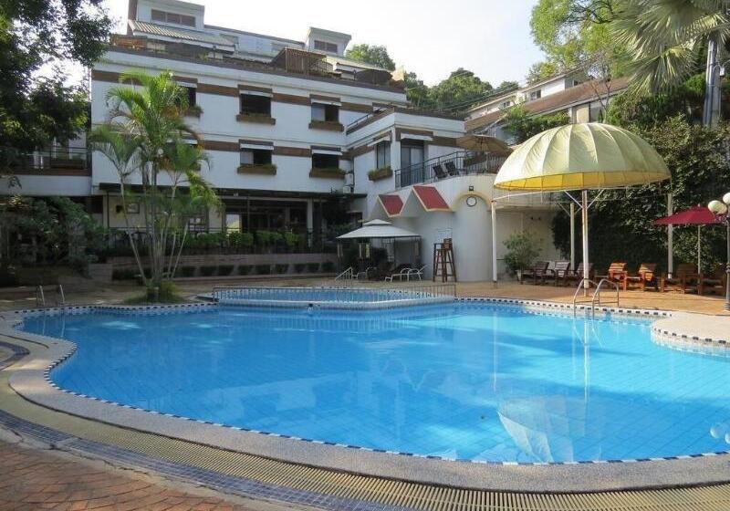 هتل King's Garden Villa