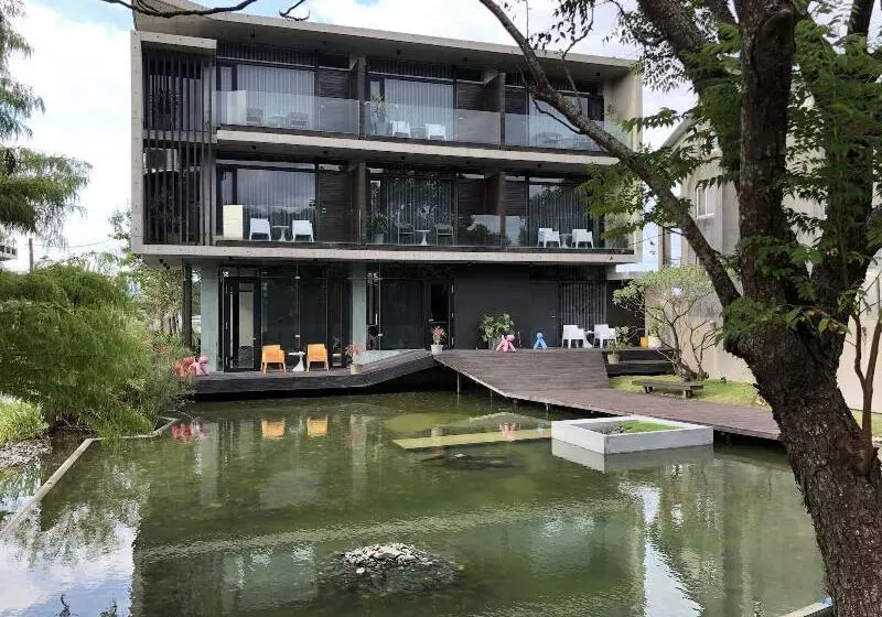 پانسیون God Island Bed And Breakfast