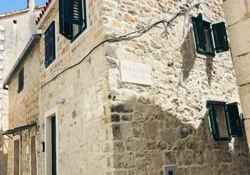 Pensión Peasant´s Palace