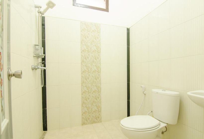 پانسیون Shakila Guest House