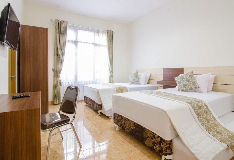 پانسیون Shakila Guest House