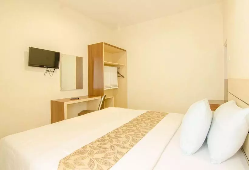 Pensió Shakila Guest House