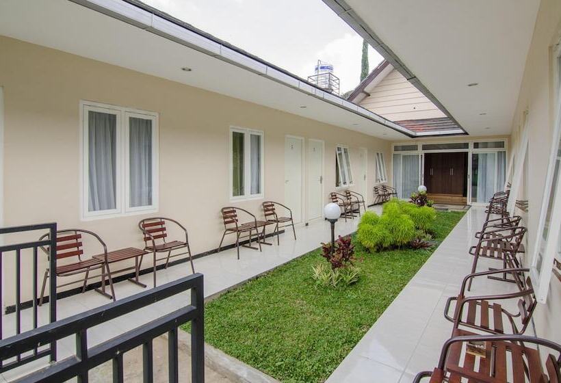 پانسیون Shakila Guest House