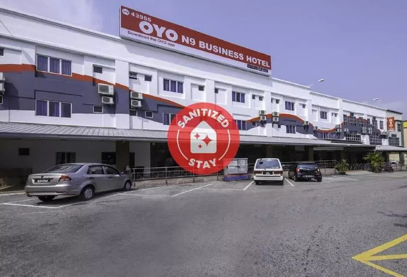 ホテル Nilai By Oyo Rooms