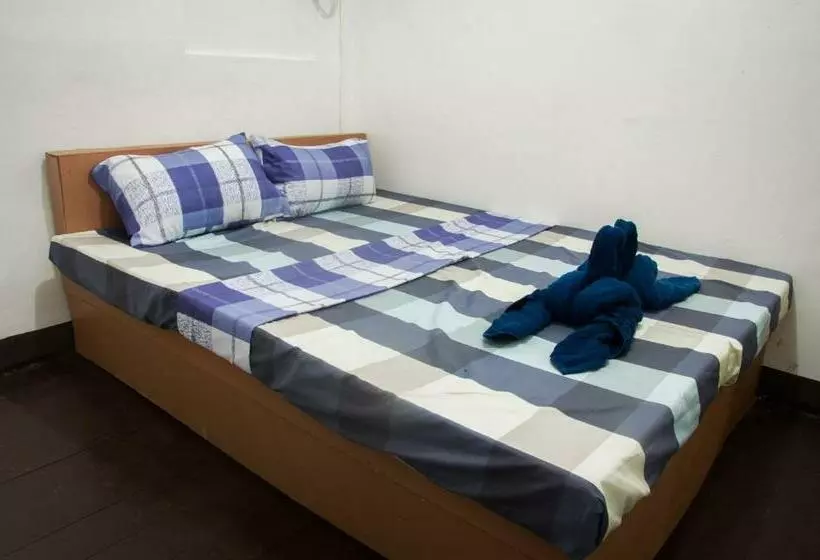 هتل Providence Travellers Inn & Spa