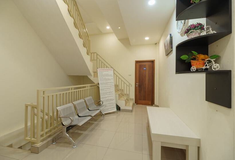 فندق Reddoorz Syariah Near Universitas Serambi Mekkah