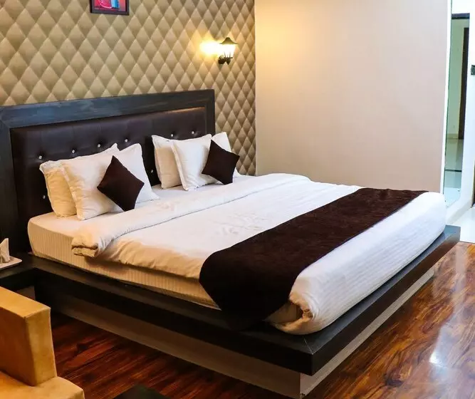 Hotelli Rivita The Red Flag