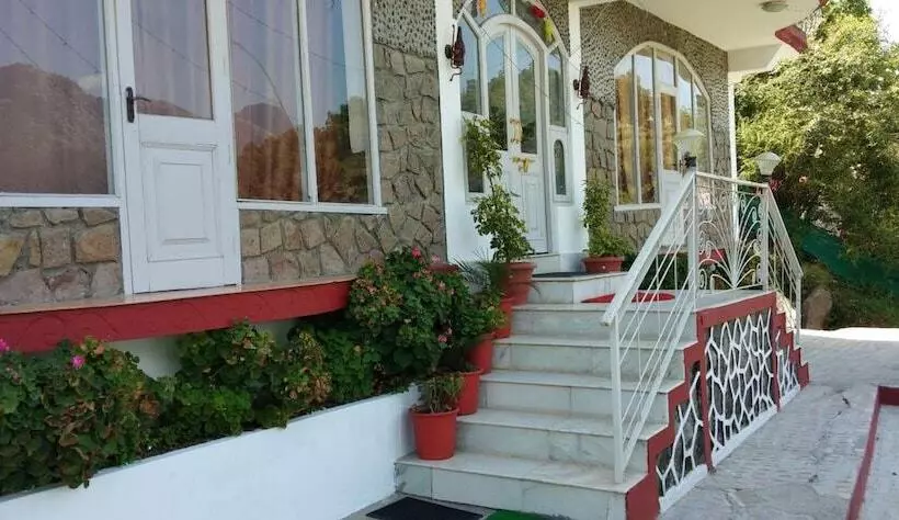 هتل Victoriya Palace