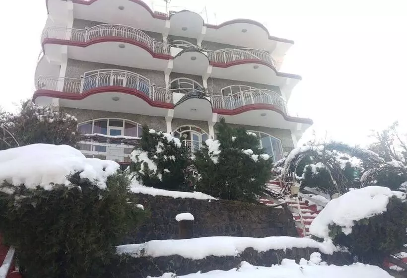 هتل Victoriya Palace