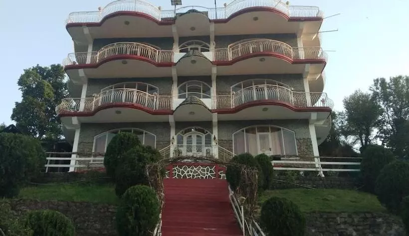 هتل Victoriya Palace