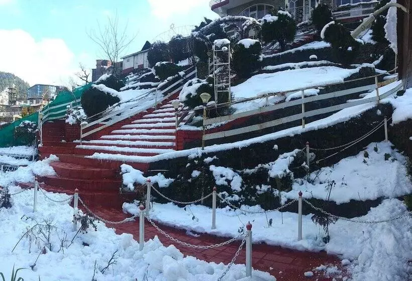 هتل Victoriya Palace