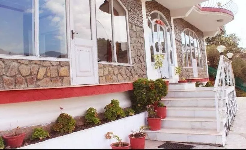 هتل Victoriya Palace