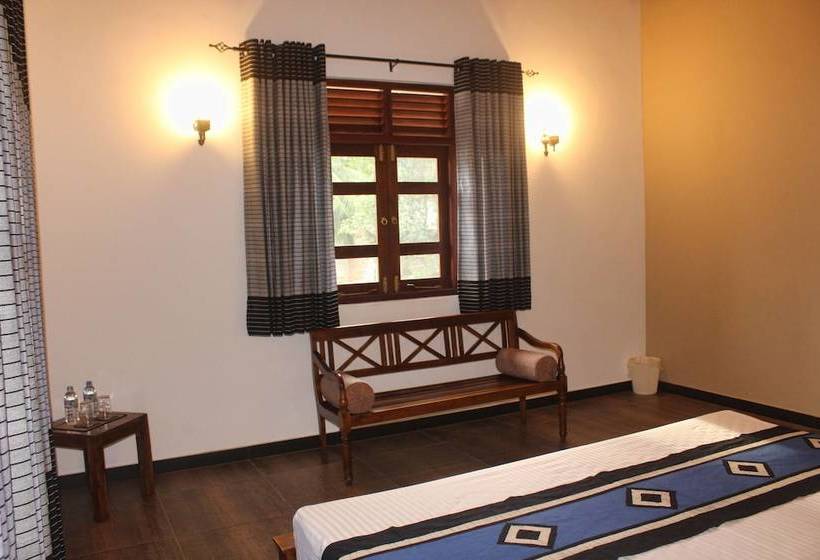 פנסיון Yamu Lanka Inn